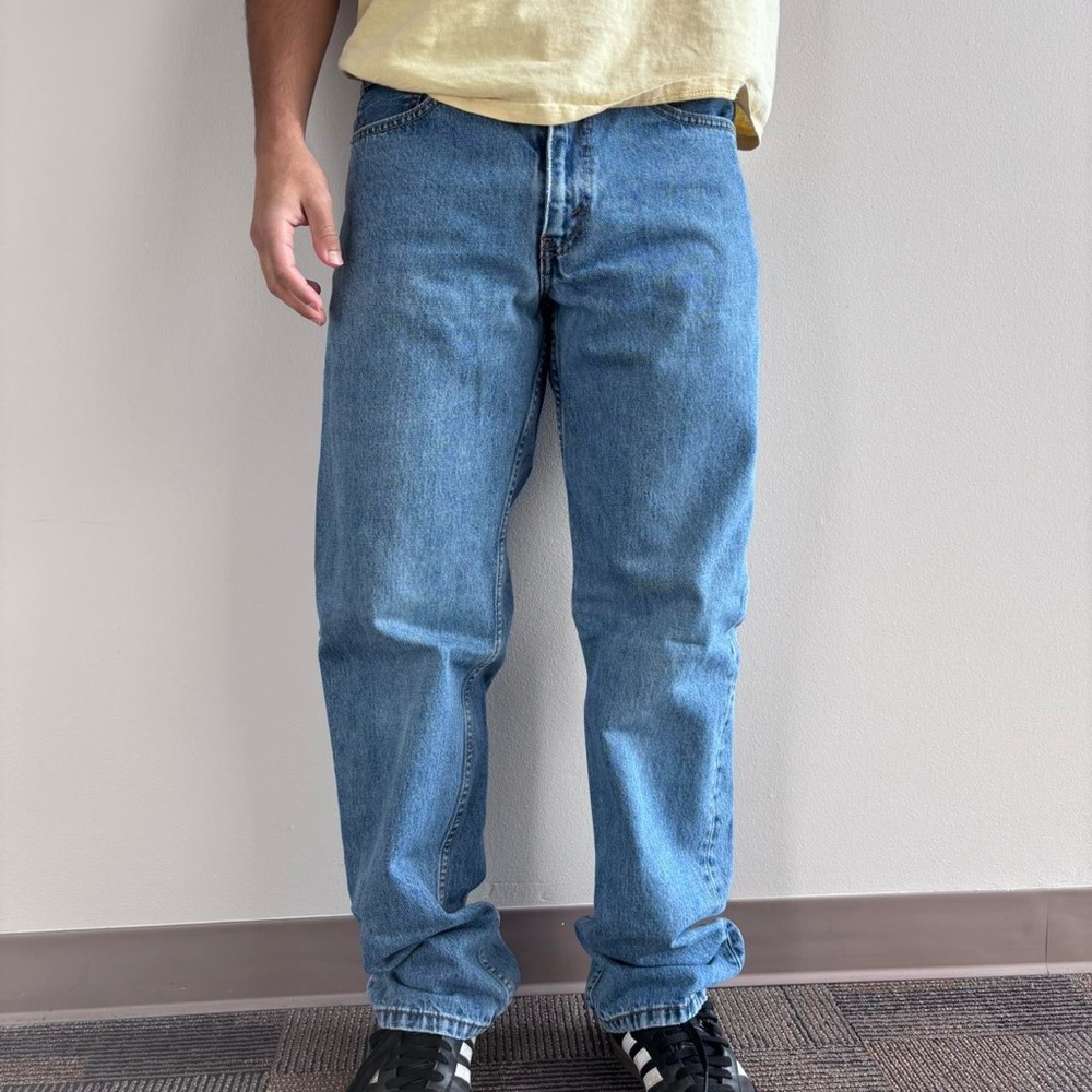 Men’s Levi's 550 blue jeans - Waist Size 32